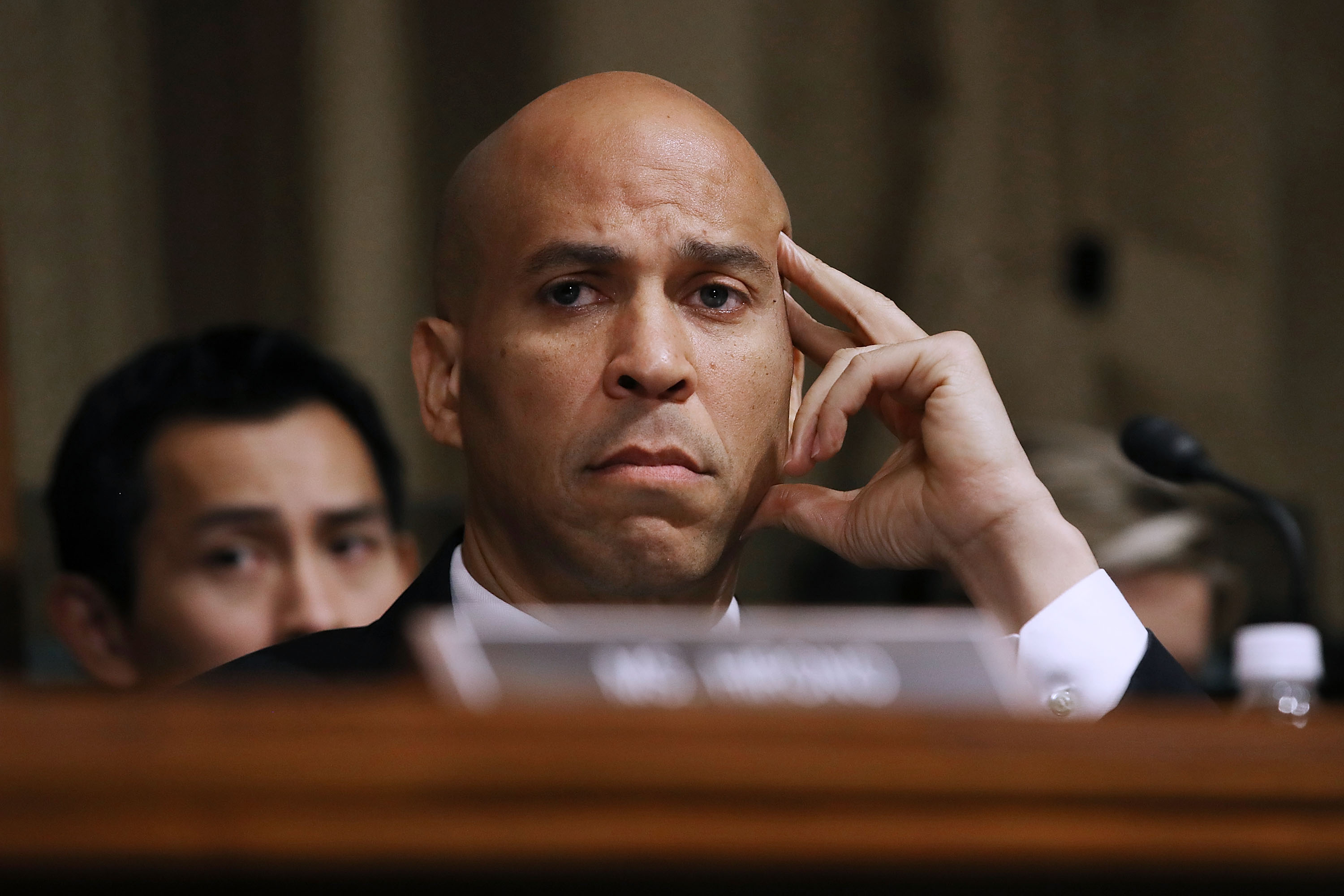 after-repeatedly-opposing-marijuana-banking-reform-cory-booker-says-it