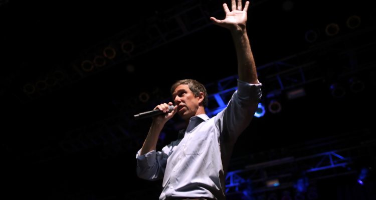 Beto O’Rourke Heckled for Donations from Oil & Gas Lobbyists